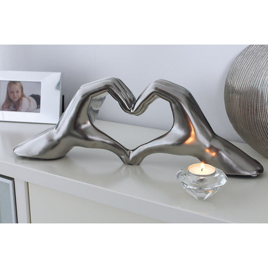 Διακοσμητικό ArteLibre Χέρια Σχηματίζουν Καρδιά Ασημί Κεραμικό 10x45x15cm - Hippiehome.gr