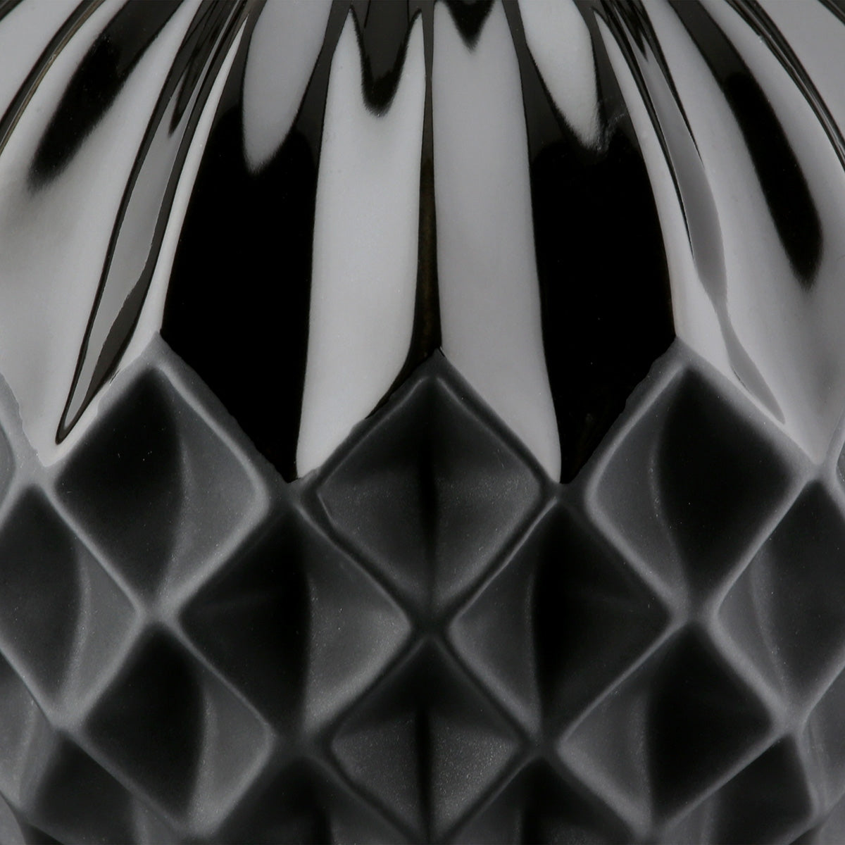 Διακοσμητική Μπάλα Στρογγυλή Κεραμική Μαύρο D11X11Cm D11X11Cm - Hippiehome.gr